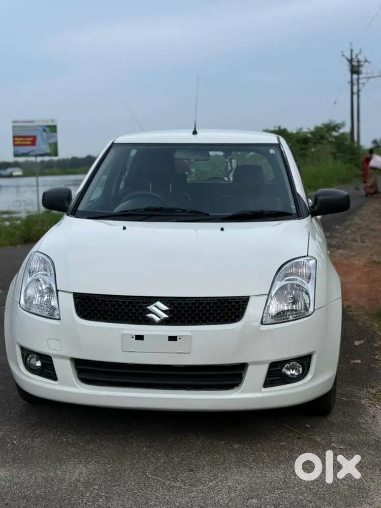 Maruti Suzuki Swift 2010