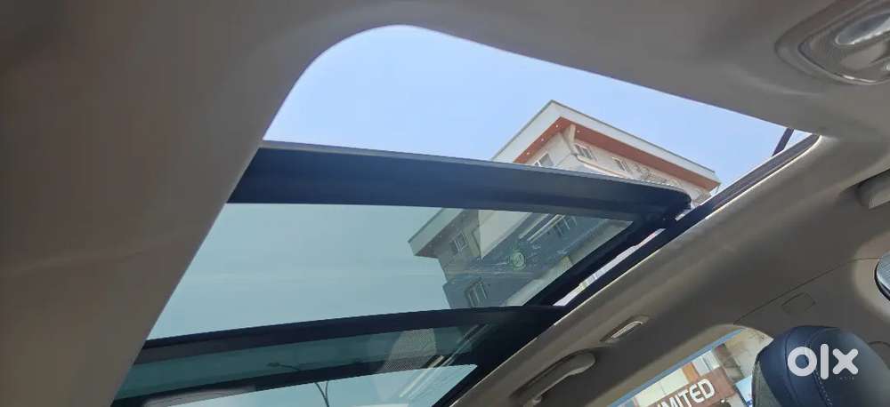 Mahindra Xuv700 2023 Diesel 27500 Km Driven