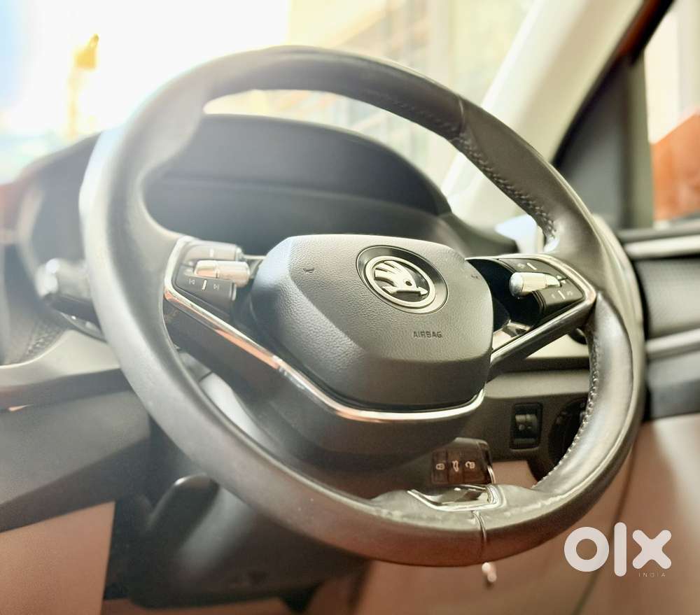 Skoda Kushaq 1.0 Tsi Ambition, 2021, Petrol