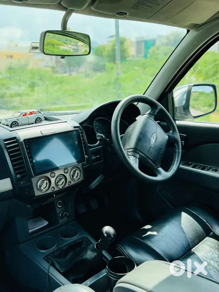 Ford Endeavour 2.2 Trend 2015