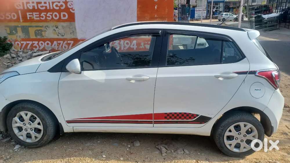 Hyundai Grand I10 2016 Petrol 27500 Km Driven
