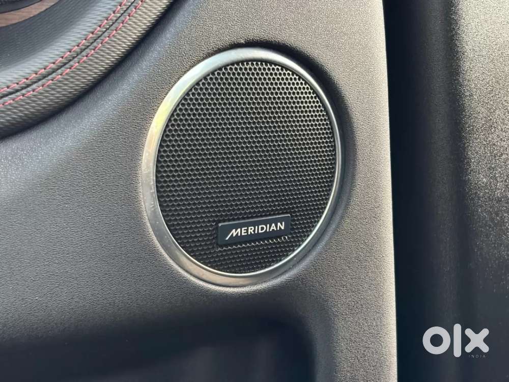 Land Rover Discovery, 2023, Petrol