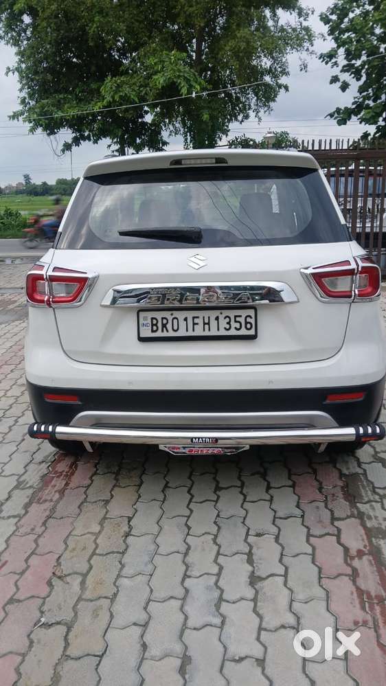 Maruti Suzuki Brezza 1.5 Zxi At Smart Hybrid, 2022