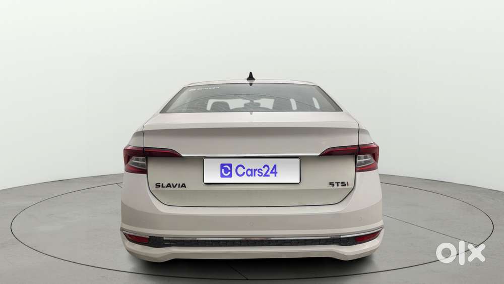 Skoda Slavia Style 1.0l Tsi Mt, 2024, Petrol