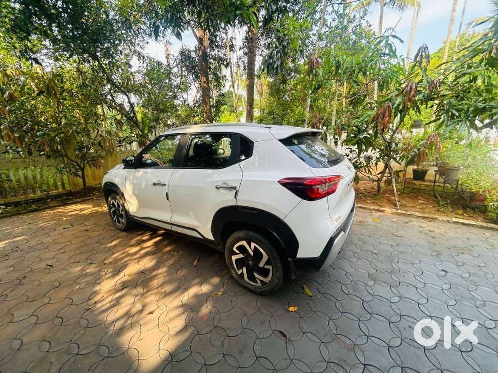 Nissan Magnite 1.0 Xv Turbo Cvt, 2022, Petrol