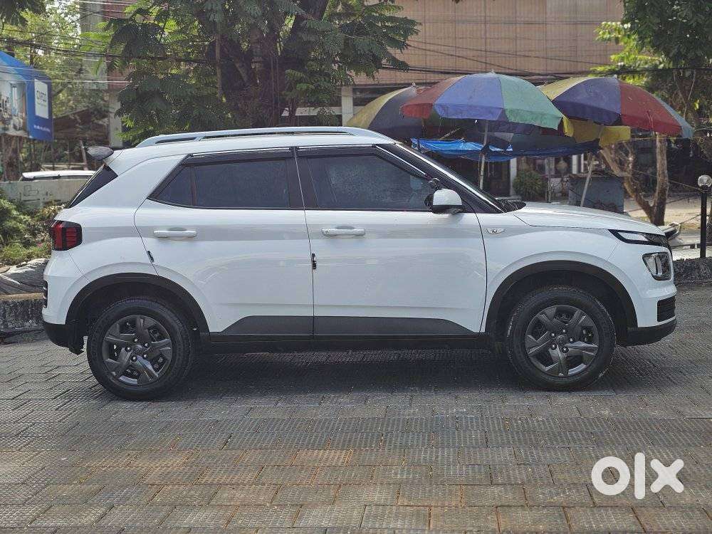 Hyundai Venue 1.2 S Plus, 2025, Petrol