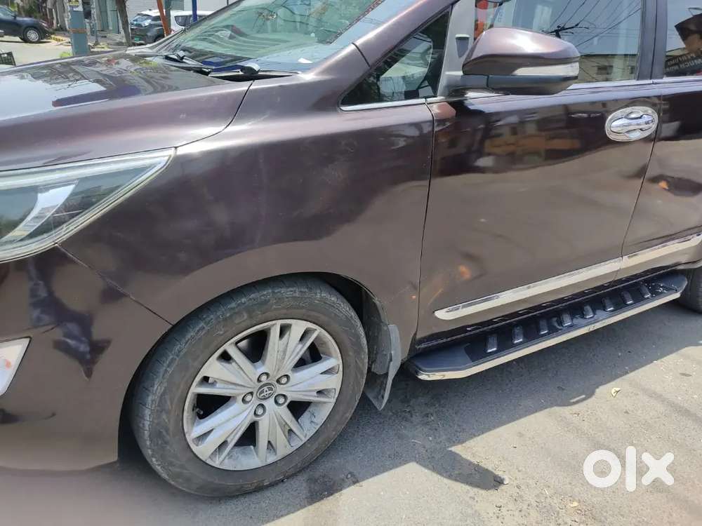 Toyota Innova Crysta Diesel 2016