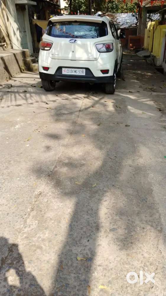 Mahindra Kuv 100 2018 Model Petrol