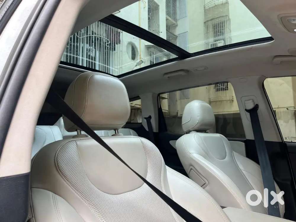 Mahindra Xuv700 Ax7 L Luxury Top Model For 18.50000 Final