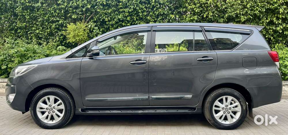 Toyota Innova Crysta 2.4 G Mt 8s, 2019, Diesel