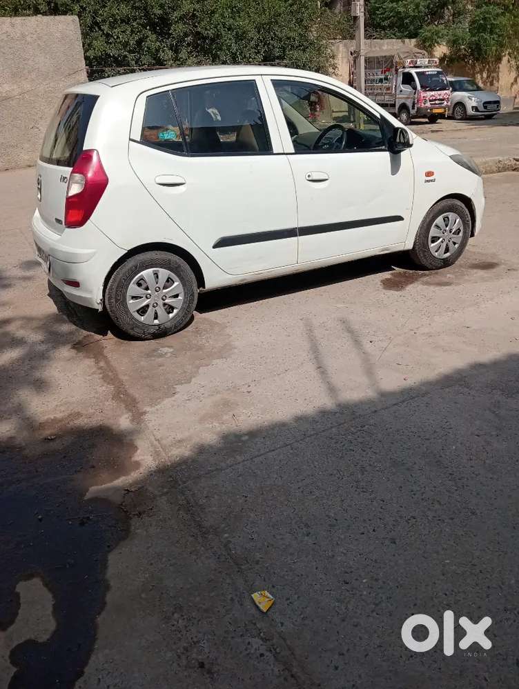 Hyundai I10 Magna 2012 Car