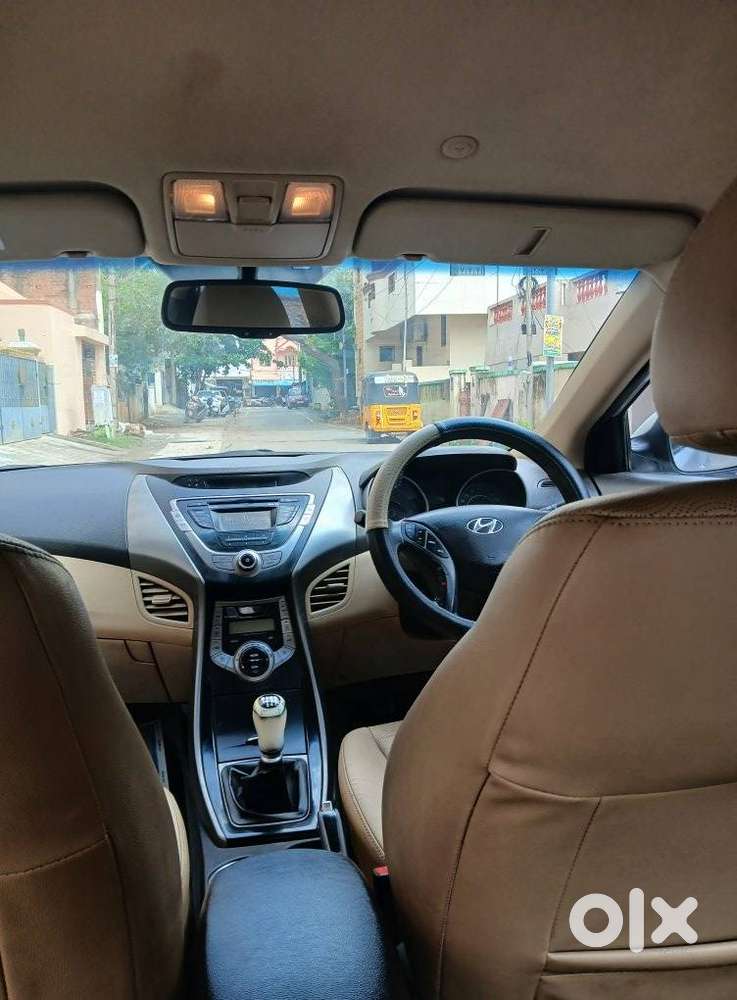 Hyundai Elantra 1.8 Sx Mt, 2013, Petrol
