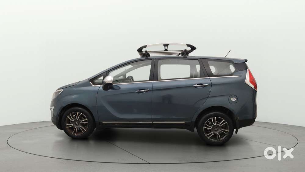 Mahindra Marazzo M8, 2018, Diesel