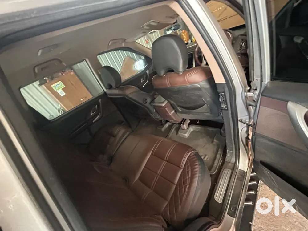 Mahindra Xuv500 2014 Diesel 85000 Km Driven