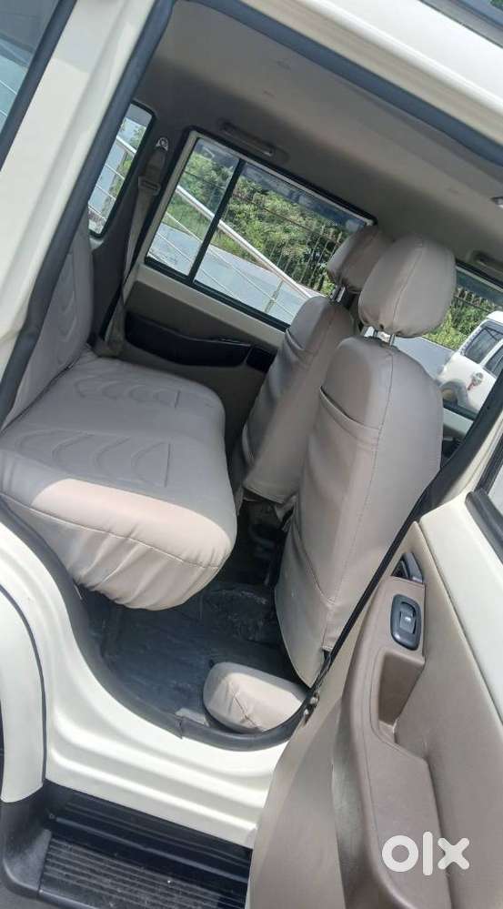 Mahindra Bolero 1.5 B6, 2020