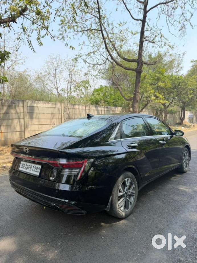 Hyundai Verna 1.5 Mpi Mt Sx (o), 2023, Petrol