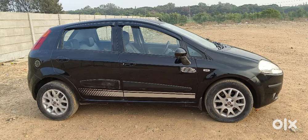 Fiat Punto Grand Petrol 2011 Top End Model Fc Insurance Fresh