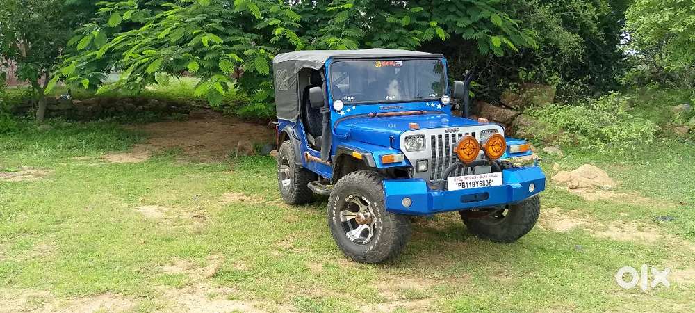 Mahindra Jeep