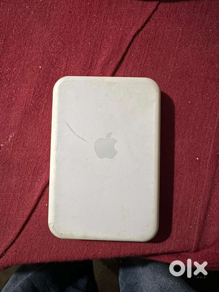 Power bank, Apple MagSafe copey hai