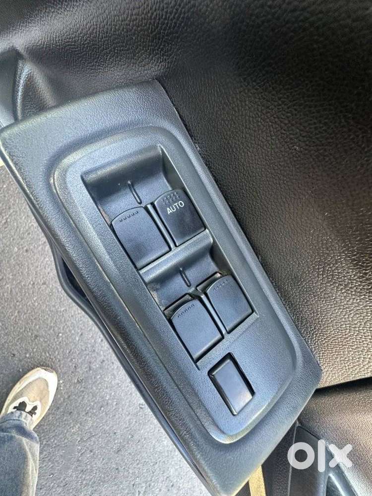 Maruti Suzuki Swift Vvt Lxi, 2022, Petrol
