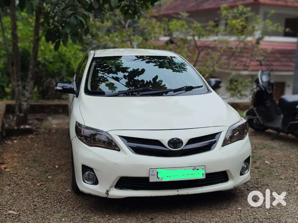 Toyota Corolla Altis 2012 Diesel 120000 Km Driven