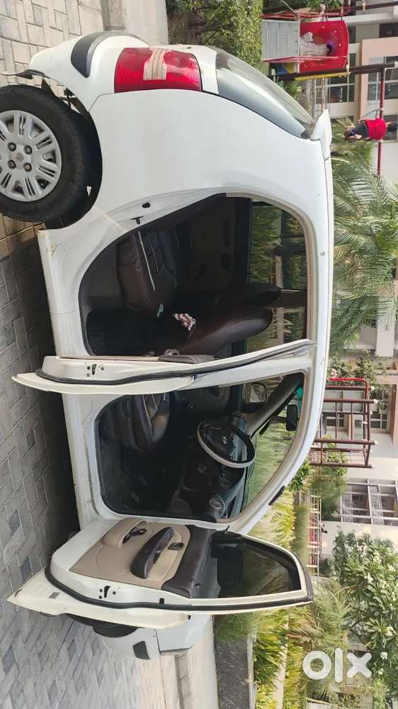 Good Condition Car New Tayr Music System