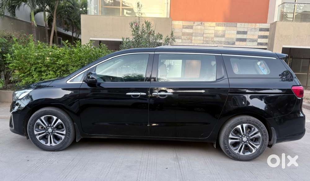 Kia Carnival Prestige, 2021, Diesel