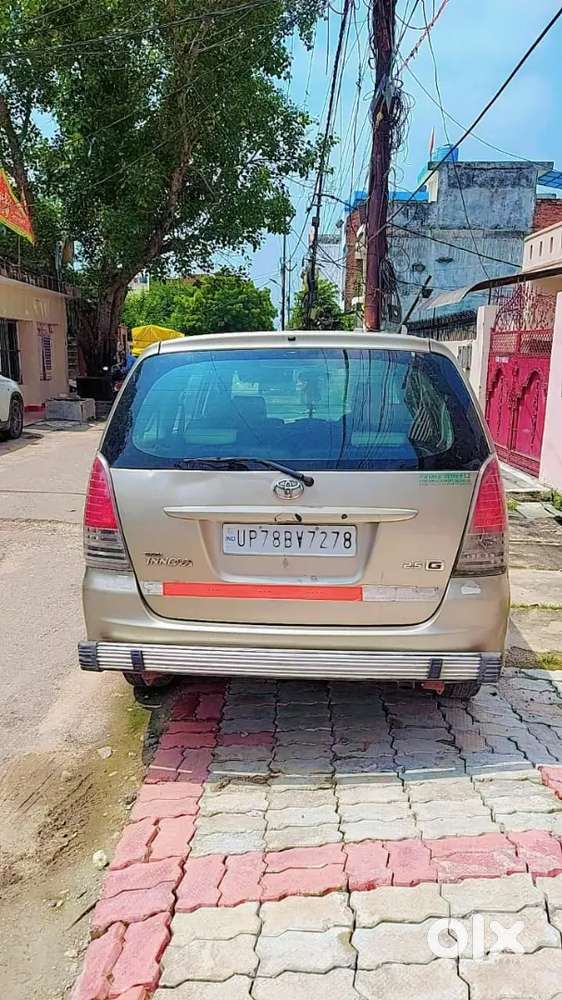 Toyota Innova Hycross 2009