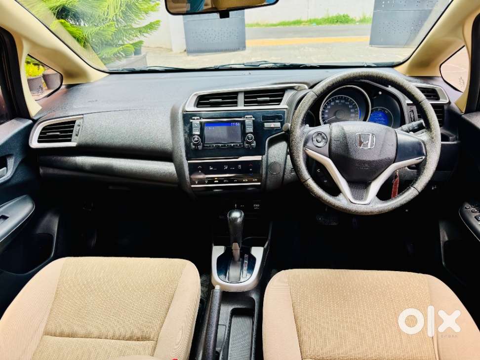 Honda Jazz V Cvt, 2016, Petrol