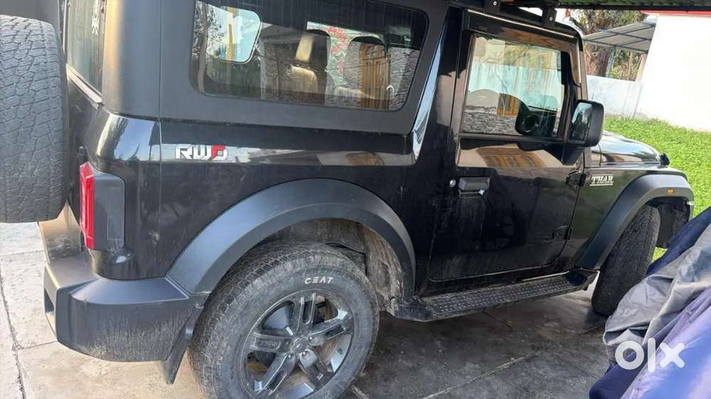 Thar Rwd Black Colour
