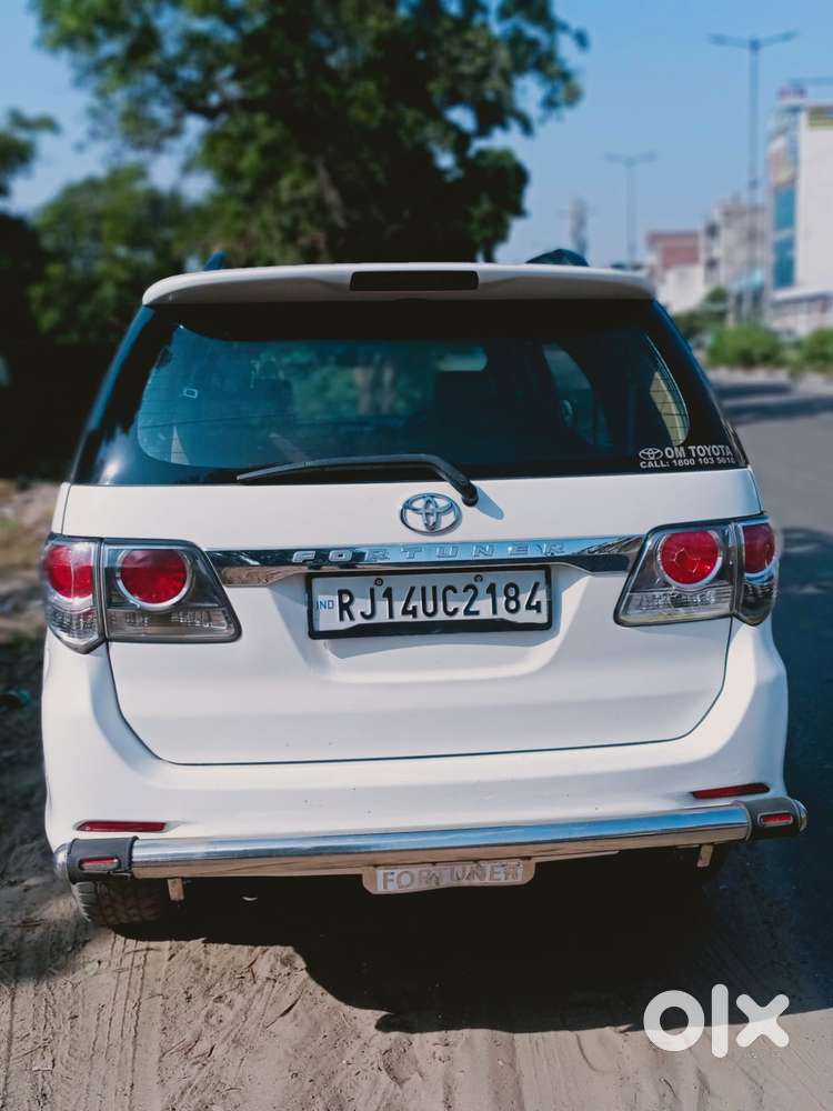 Toyota Fortuner 3.0 4x4 Manual, 2012, Diesel