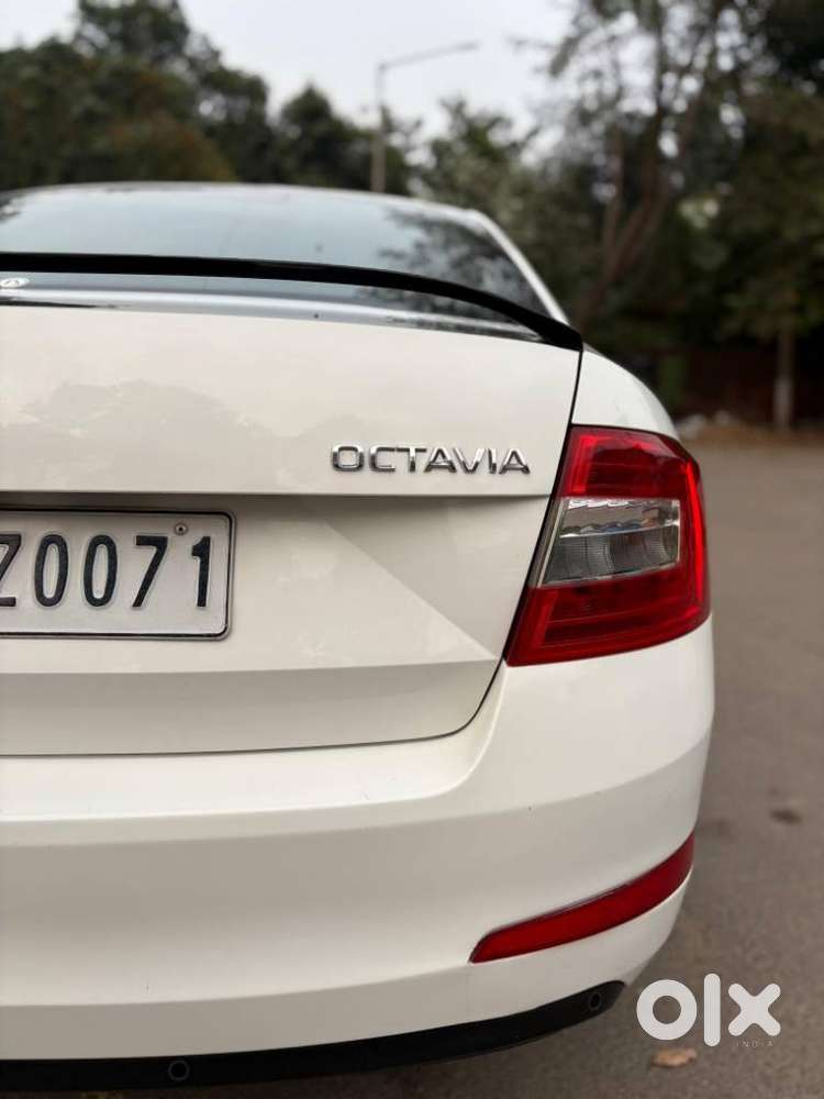 Skoda Octavia 2.0 Elegance Tdi Cr At, 2014, Diesel