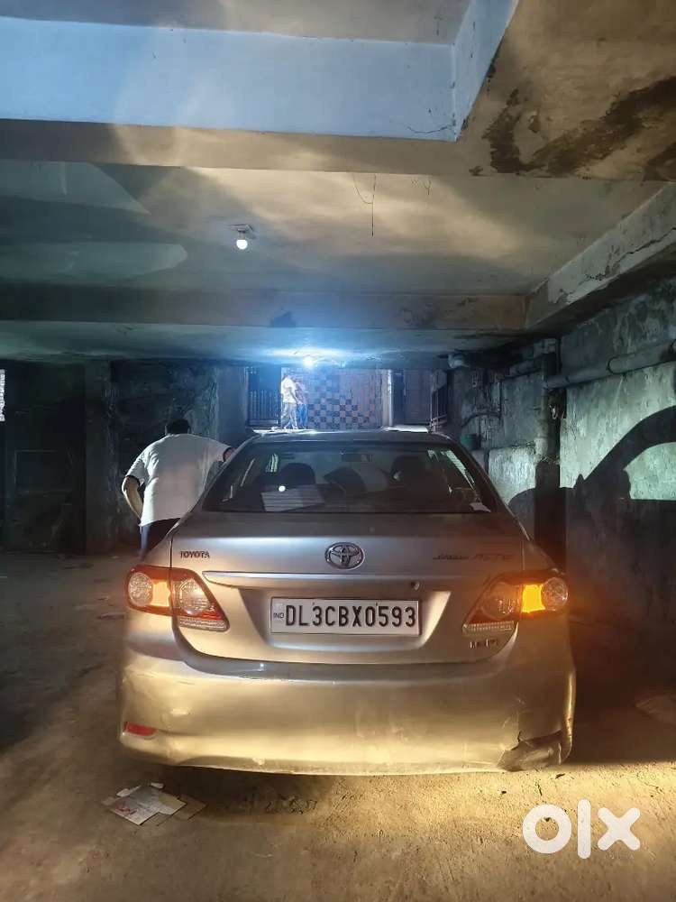 Toyota Corolla Altis 2012 Petrol Well Maintained