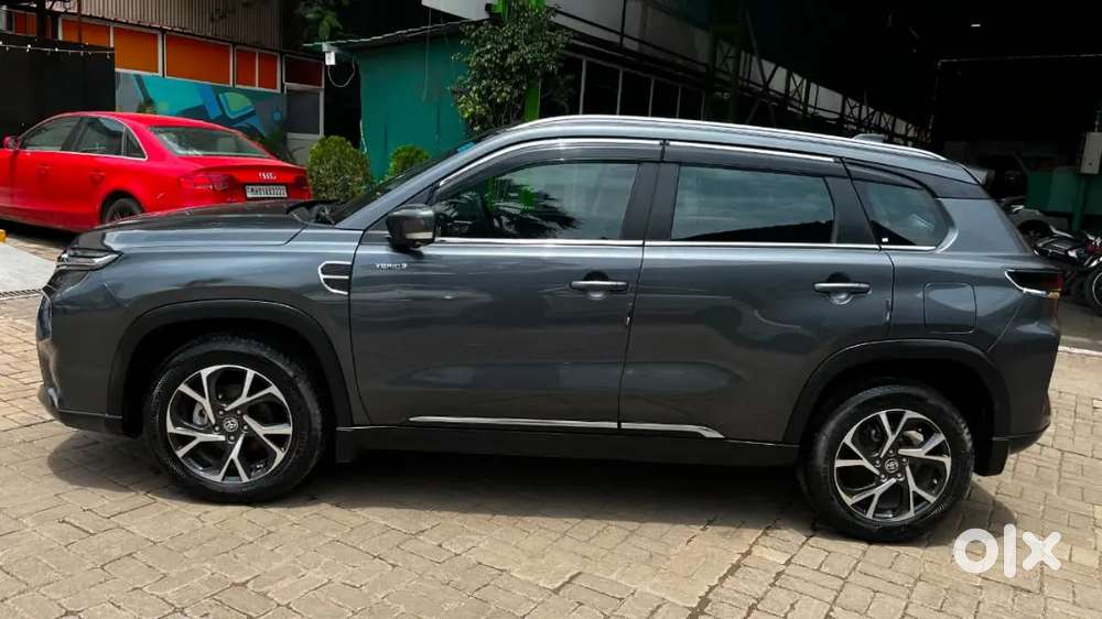 Toyota Urban Cruiser Hyrider Hybrid 2024