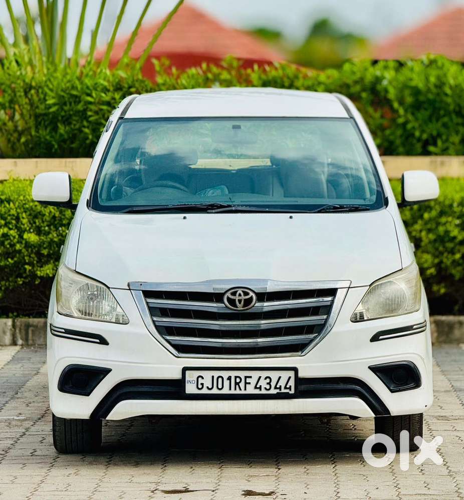 Toyota Innova 2.5 G (diesel) 8 Seater, 2014, Diesel