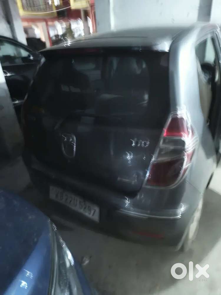 Hyundai I10 2012 Petrol 84000 Km Driven