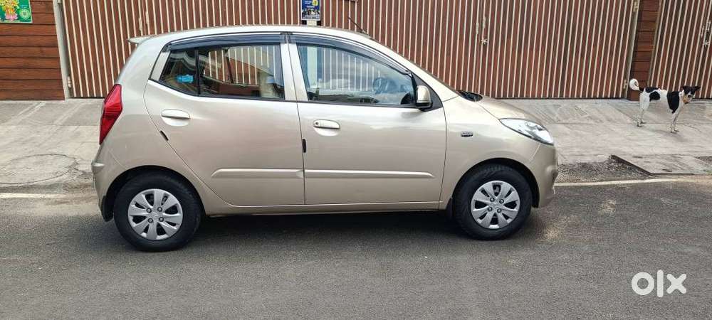 Hyundai I10 Sportz At, 2011, Petrol