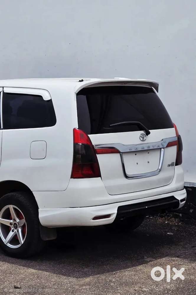 Toyota Innova G4
