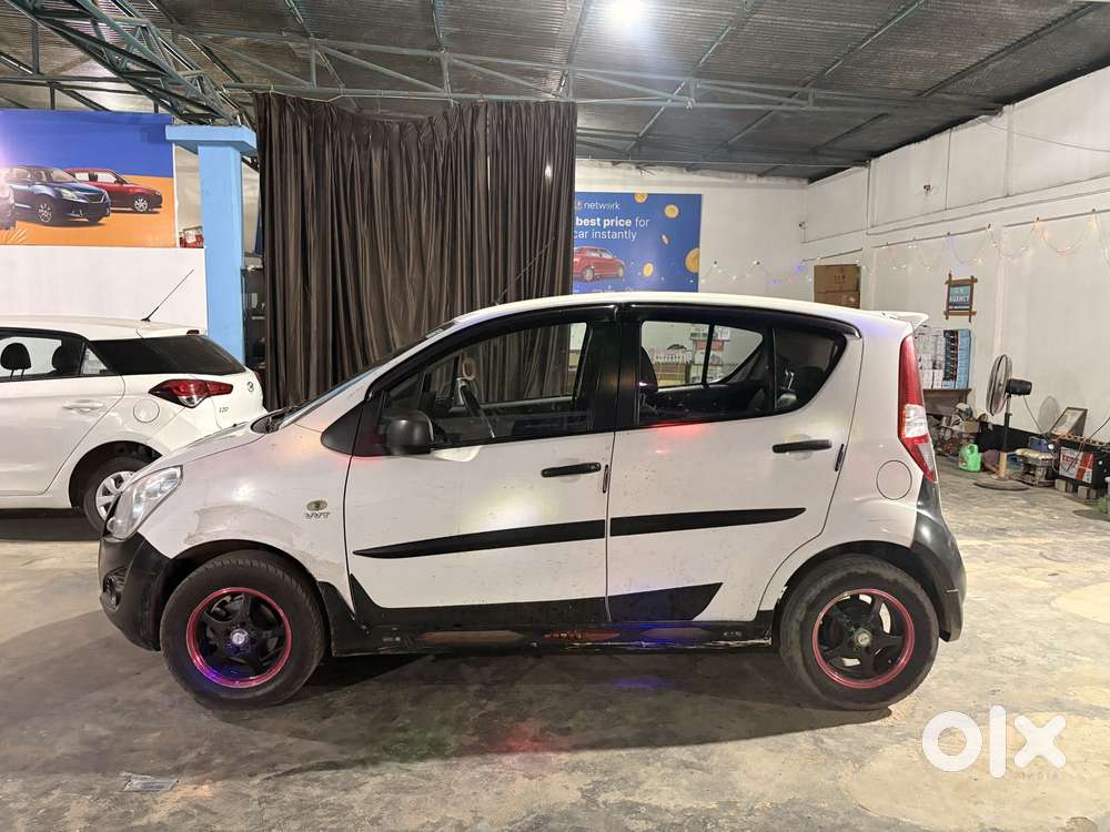 Maruti Suzuki Ritz Vxi, 2014, Petrol