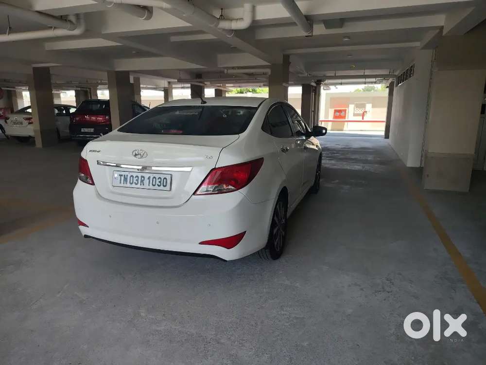 Hyundai Fluidic Verna 2015