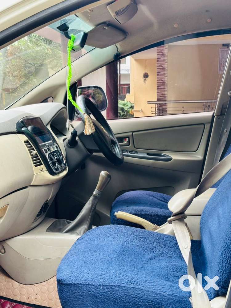 Toyota Innova Diesel 2010 Modelog Keralam New4tyres