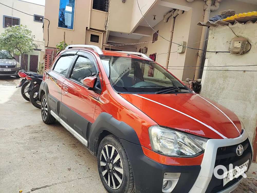 Toyota Etios Cross 2015 Diesel 81000 Km Driven