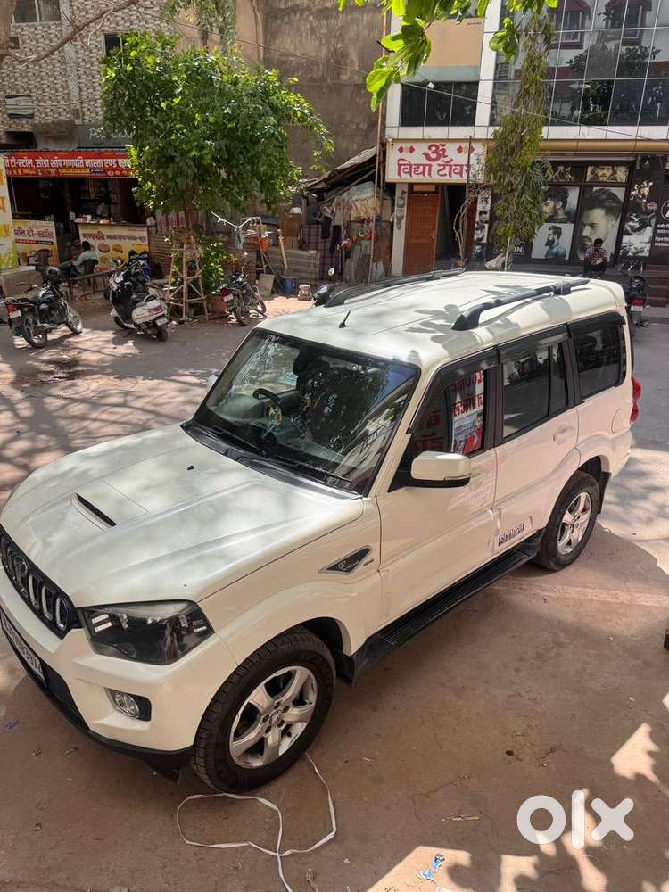 Mahindra Scorpio 2018 Diesel Well Maintained