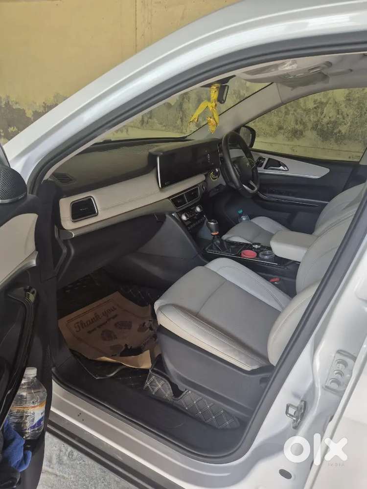 Mahindra Xuv700 2022 Diesel 87000 Km Driven