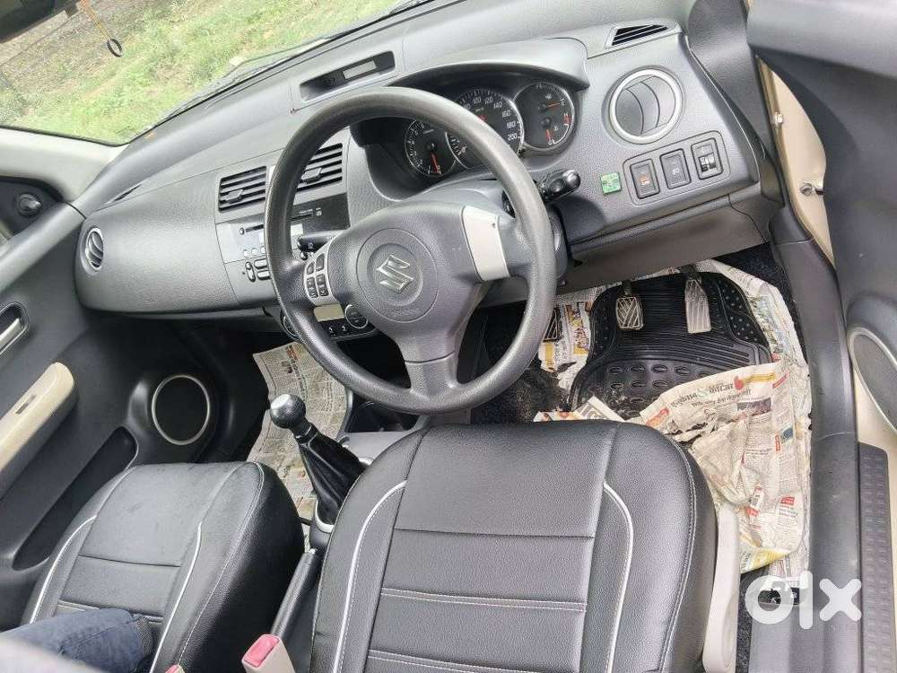 Maruti Suzuki Swift Dzire 1.2 Zxi Bsiv, 2011, Petrol