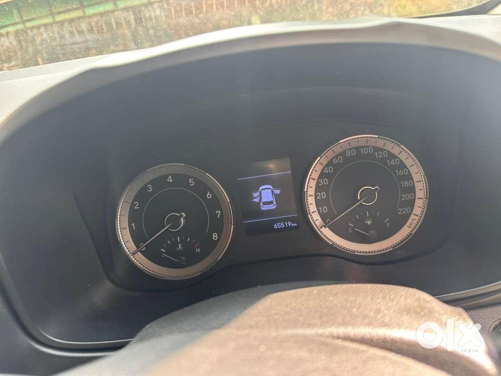 Hyundai Venue 2019 Petrol Well Maintained