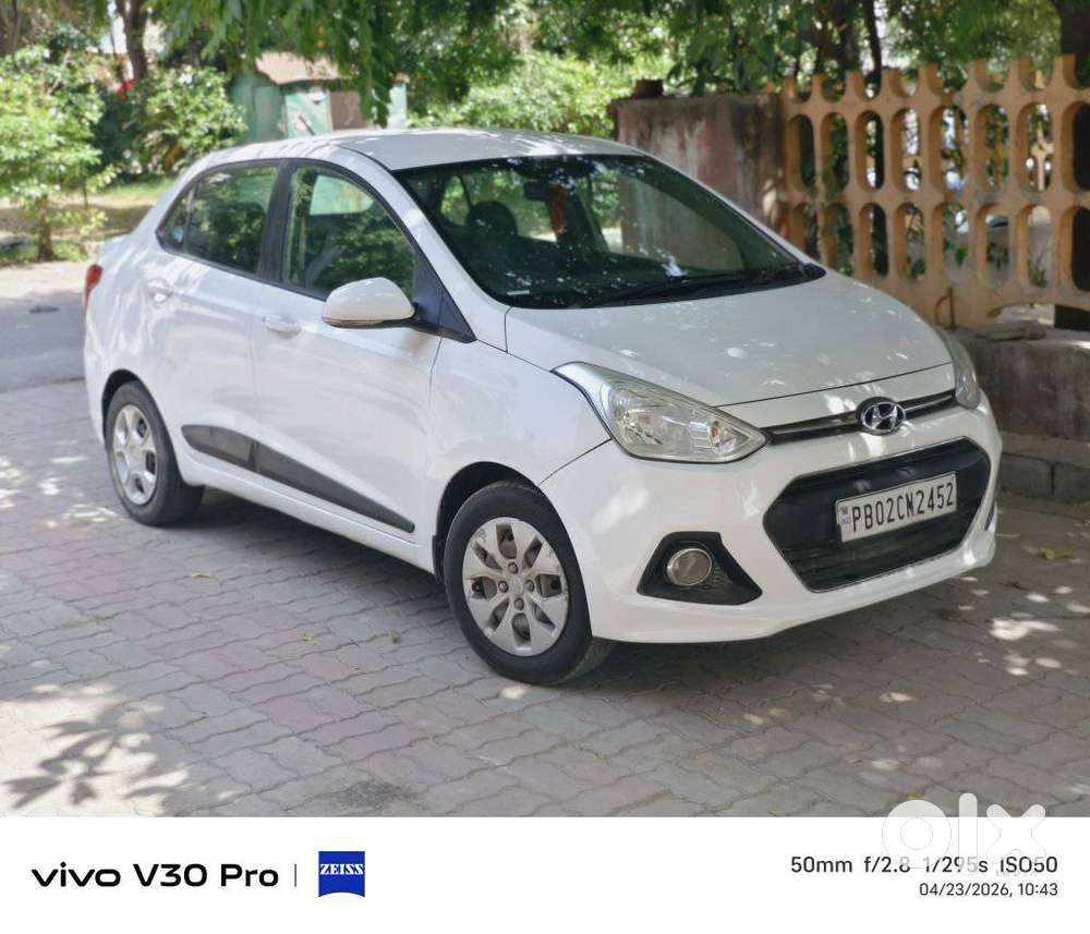 Hyundai Xcent, 2015, Petrol