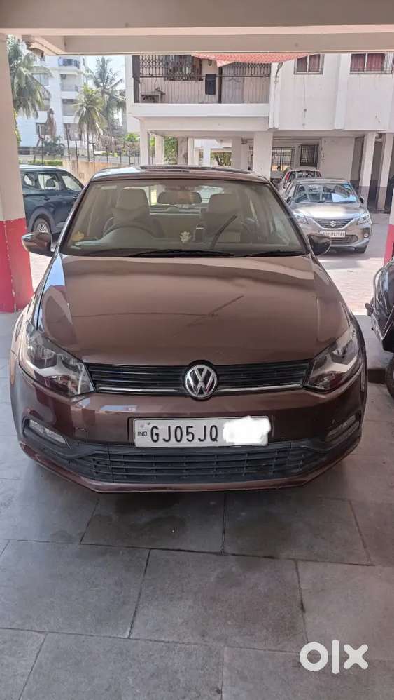 Volkswagen Polo 2016 Cng & Petrol Well Maintained