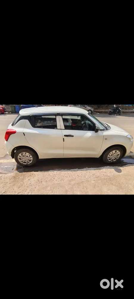 Swift Lxi Maruti Suzuki Year 2022