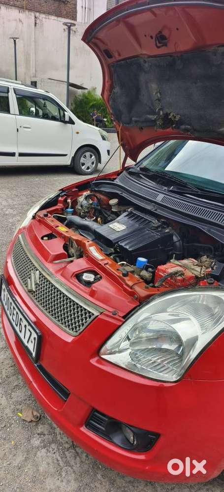 Maruti Suzuki Swift Vxi Cng, 2011, Cng & Hybrids